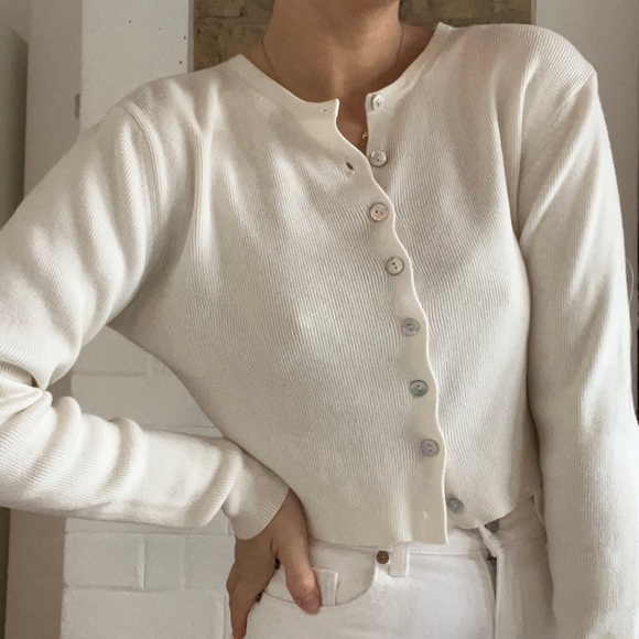 White Vintage Cropped Knit - Picture 2 of 7